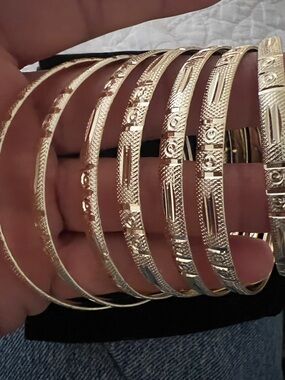 Semanatio laminated Elegant Gold-Tone Textured Women's Bangle Set